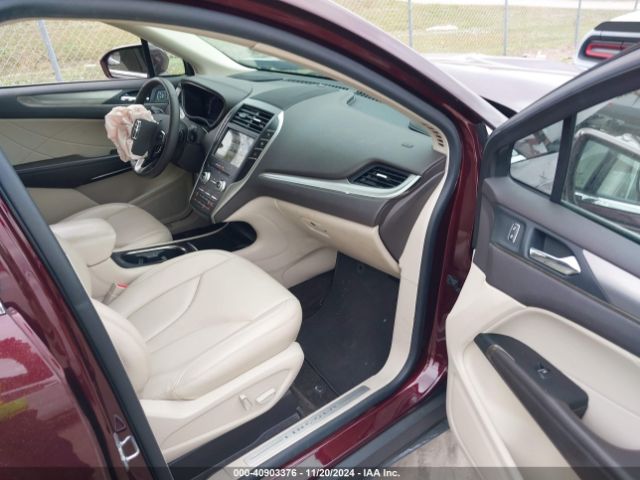 Photo 4 VIN: 5LMCJ1C99KUL02188 - LINCOLN MKC 