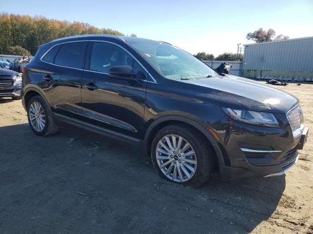 Photo 3 VIN: 5LMCJ1C99KUL37510 - LINCOLN MKC 