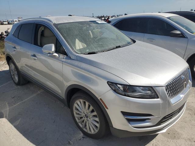 Photo 3 VIN: 5LMCJ1C99KUL38401 - LINCOLN MKC 