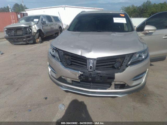 Photo 5 VIN: 5LMCJ1C9XHUL33779 - LINCOLN MKC 