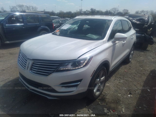 Photo 1 VIN: 5LMCJ1C9XHUL40490 - LINCOLN MKC 