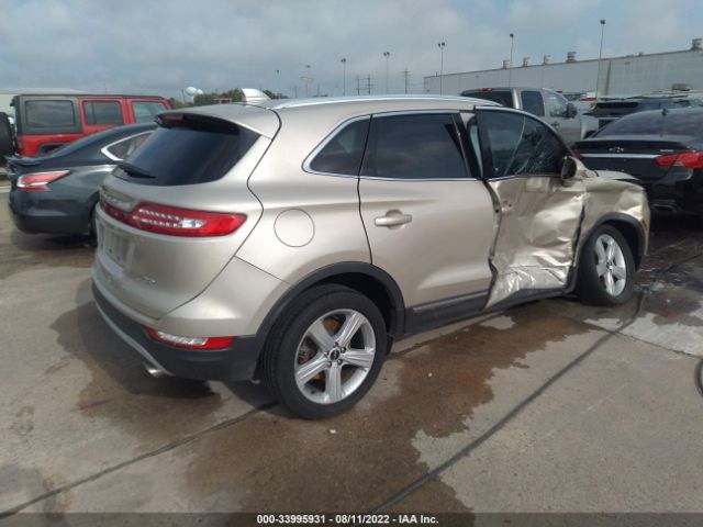 Photo 3 VIN: 5LMCJ1C9XHUL45852 - LINCOLN MKC 