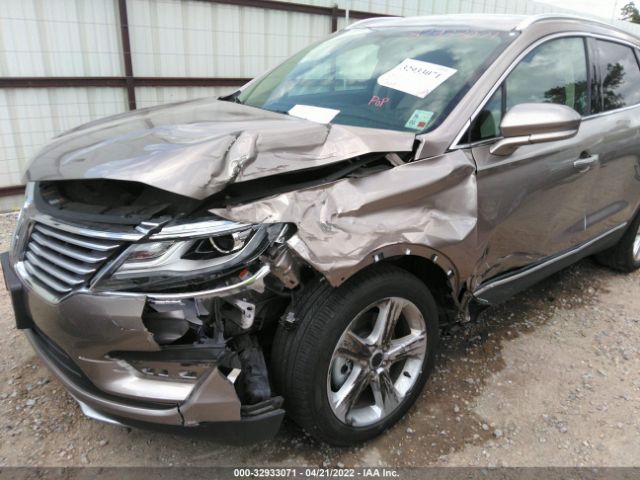 Photo 5 VIN: 5LMCJ1C9XJUL07415 - LINCOLN MKC 