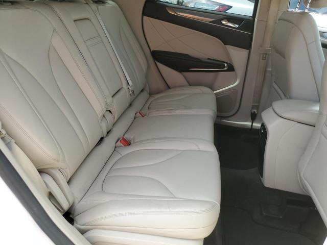 Photo 10 VIN: 5LMCJ1C9XJUL29091 - LINCOLN MKC PREMIE 