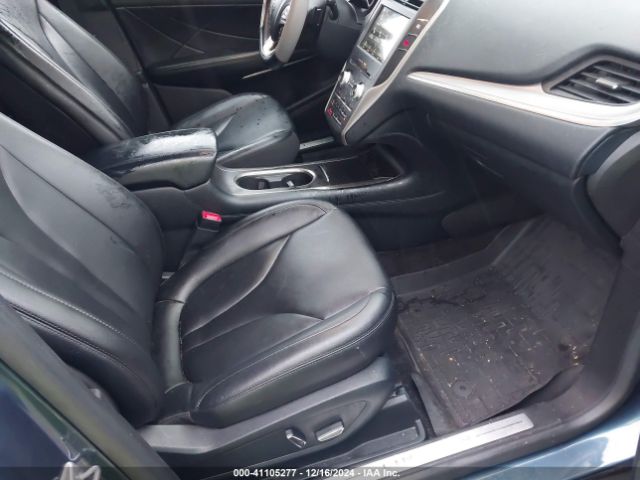 Photo 4 VIN: 5LMCJ1D90JUL15182 - LINCOLN MKC 