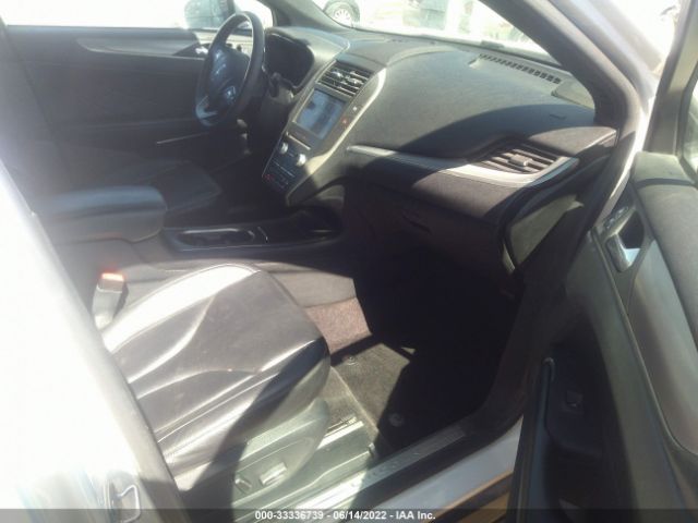 Photo 4 VIN: 5LMCJ1D93HUL57615 - LINCOLN MKC 