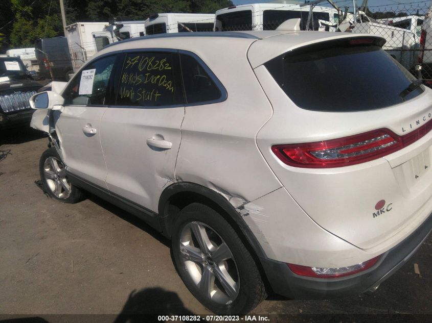 Photo 2 VIN: 5LMCJ1D93JUL29903 - LINCOLN MKC 