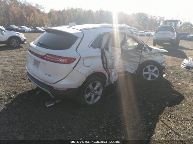 Photo 3 VIN: 5LMCJ1D94GUJ26625 - LINCOLN MKC 