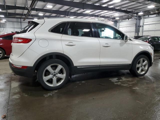 Photo 2 VIN: 5LMCJ1D94HUL46199 - LINCOLN MKC 