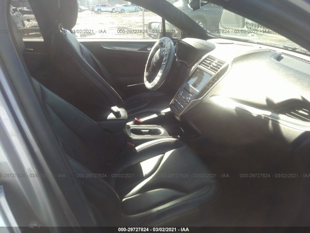 Photo 4 VIN: 5LMCJ1D94KUL18068 - LINCOLN MKC 