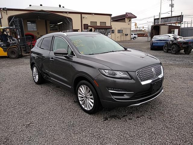 Photo 0 VIN: 5LMCJ1D95KUL31413 - LINCOLN MKC 