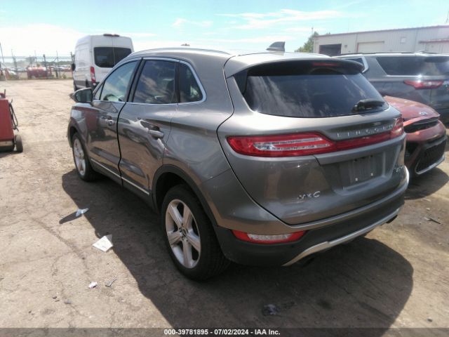 Photo 2 VIN: 5LMCJ1D97HUL15559 - LINCOLN MKC 