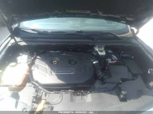 Photo 9 VIN: 5LMCJ1D98GUJ15451 - LINCOLN MKC 