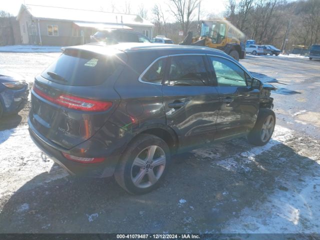 Photo 3 VIN: 5LMCJ1D99JUL30151 - LINCOLN MKC 