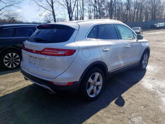 Photo 2 VIN: 5LMCJ1D9XJUL23483 - LINCOLN MKC PREMIE 