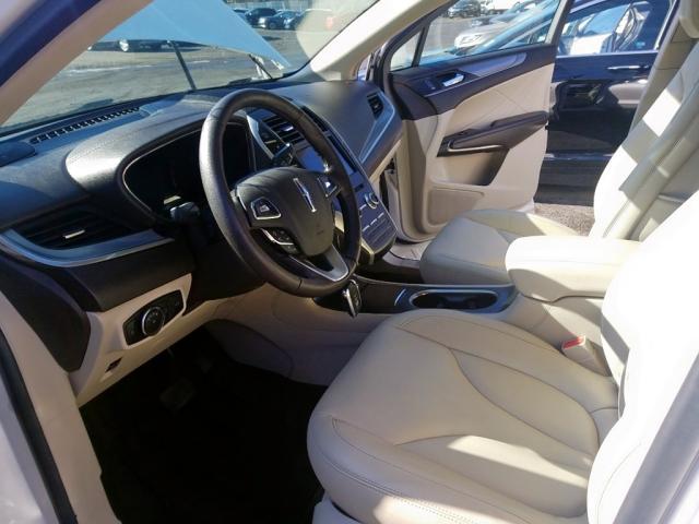 Photo 5 VIN: 5LMCJ1D9XJUL23483 - LINCOLN MKC PREMIE 