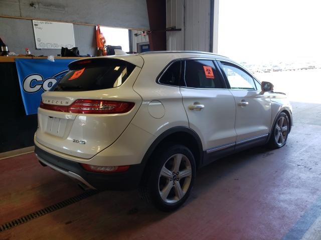 Photo 3 VIN: 5LMCJ2A90FUJ22483 - LINCOLN MKC 