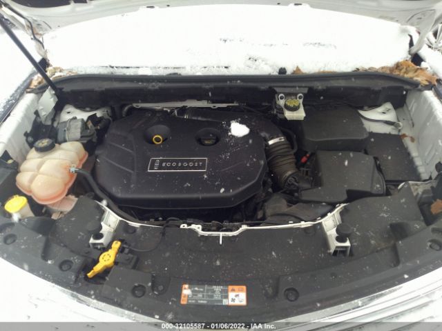 Photo 9 VIN: 5LMCJ2A92FUJ09072 - LINCOLN MKC 