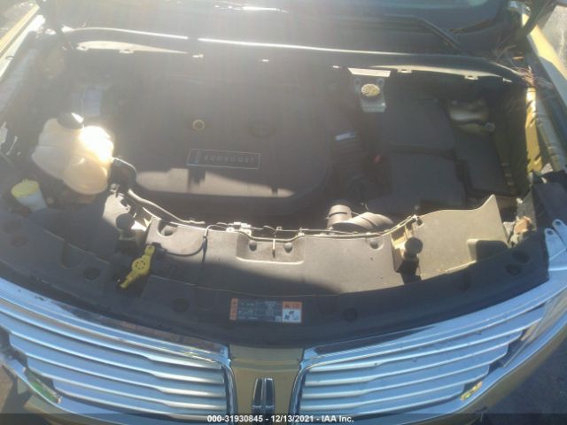 Photo 9 VIN: 5LMCJ2A92FUJ10688 - LINCOLN MKC 