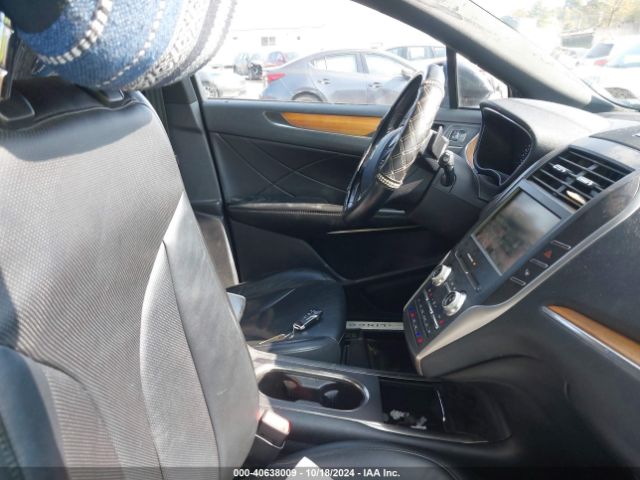 Photo 4 VIN: 5LMCJ2A93FUJ24373 - LINCOLN MKC 