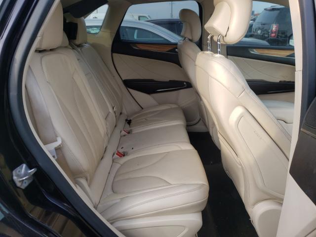 Photo 5 VIN: 5LMCJ2A93FUJ28701 - LINCOLN MKC 