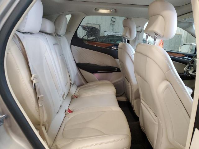 Photo 10 VIN: 5LMCJ2A93FUJ33297 - LINCOLN MKZ 