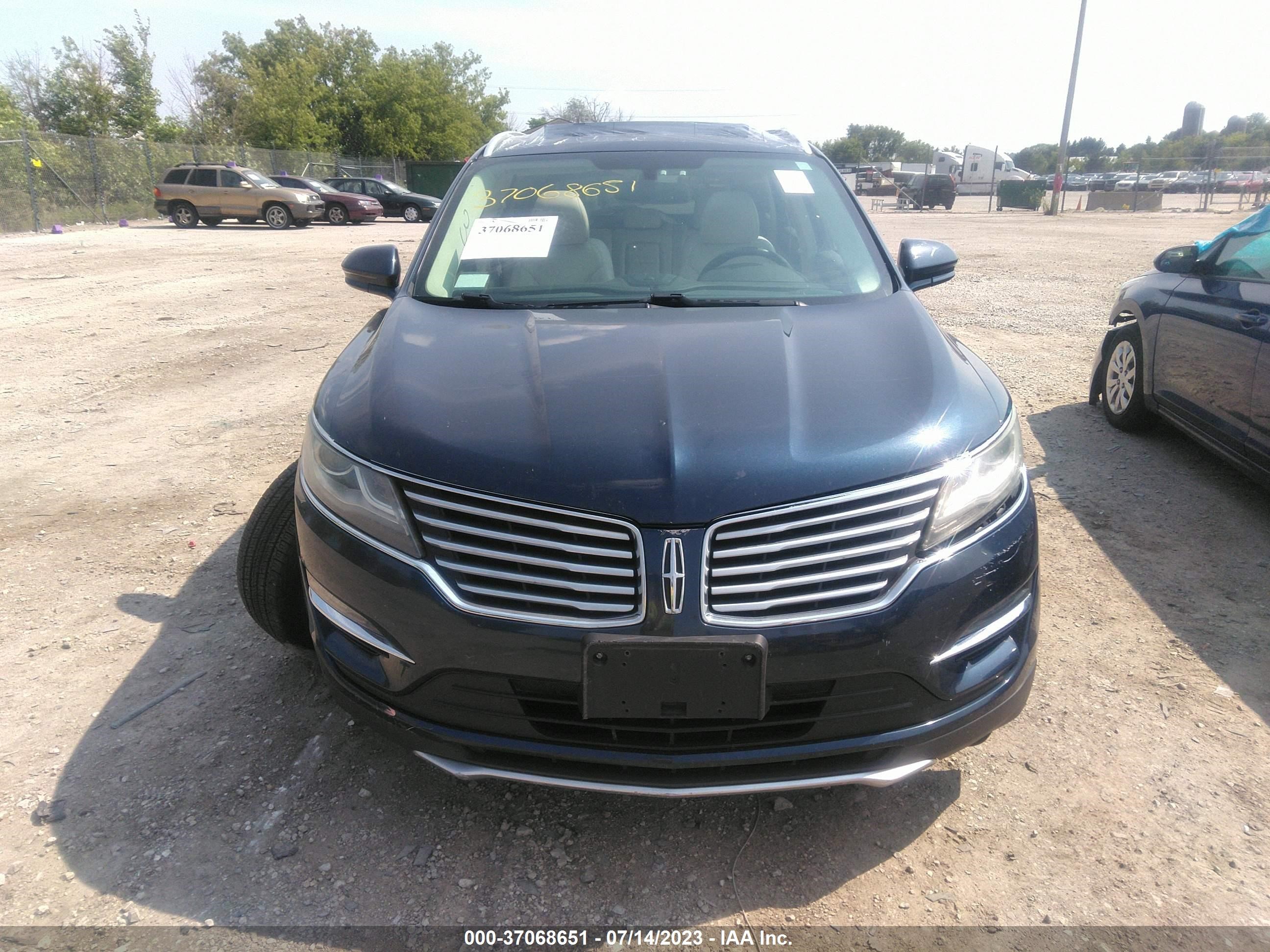 Photo 12 VIN: 5LMCJ2A94FUJ03855 - LINCOLN MKC 