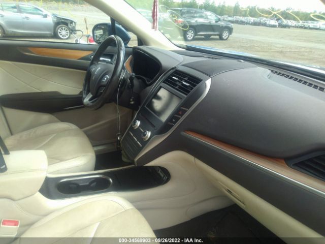 Photo 4 VIN: 5LMCJ2A97FUJ27941 - LINCOLN MKC 