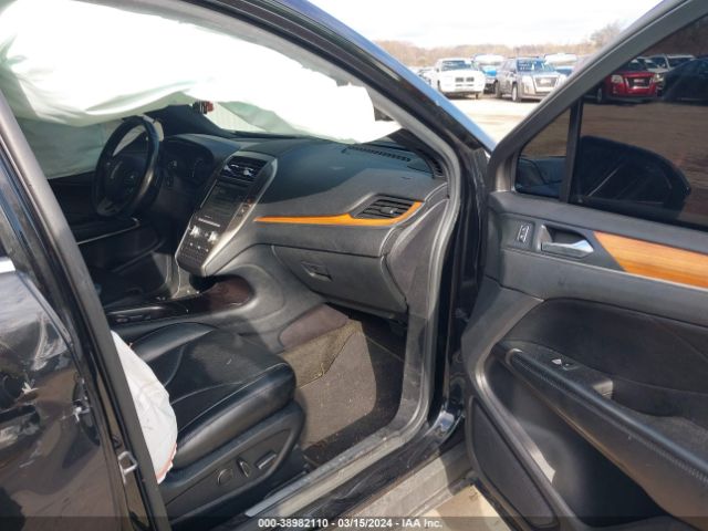 Photo 4 VIN: 5LMCJ2A9XFUJ46726 - LINCOLN MKC 