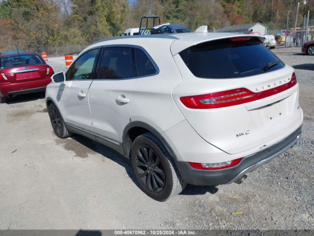 Photo 2 VIN: 5LMCJ2C90HUL39824 - LINCOLN MKC 