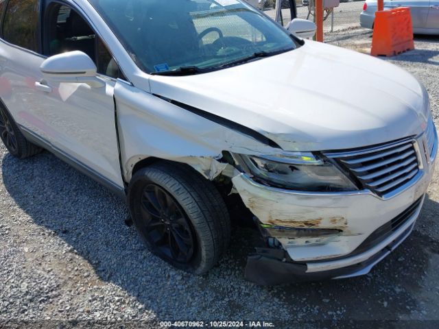 Photo 5 VIN: 5LMCJ2C90HUL39824 - LINCOLN MKC 