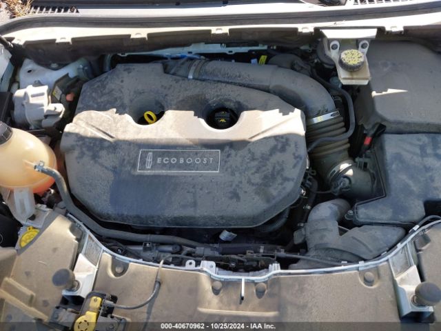 Photo 9 VIN: 5LMCJ2C90HUL39824 - LINCOLN MKC 