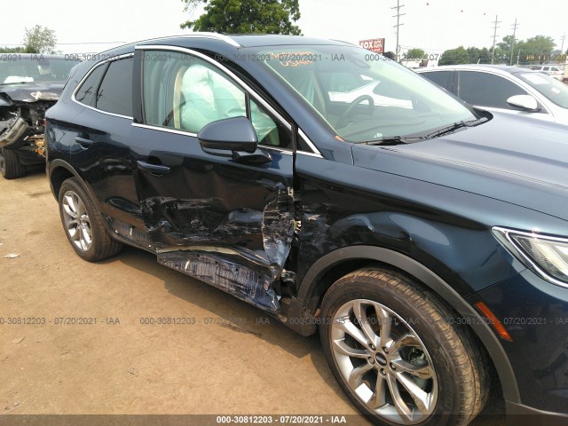 Photo 5 VIN: 5LMCJ2C90HUL49804 - LINCOLN MKC 