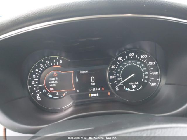 Photo 6 VIN: 5LMCJ2C90KUL04482 - LINCOLN MKC 