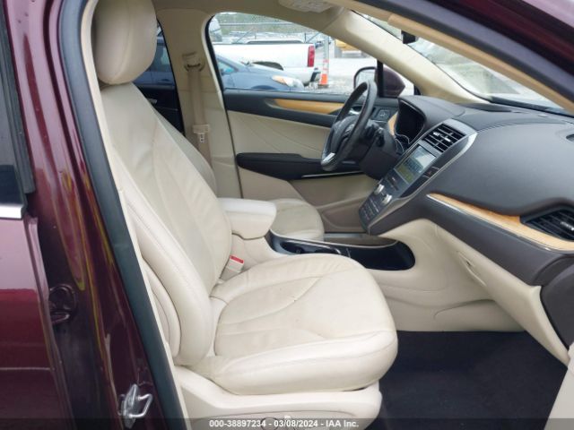 Photo 4 VIN: 5LMCJ2C91GUJ19719 - LINCOLN MKC 