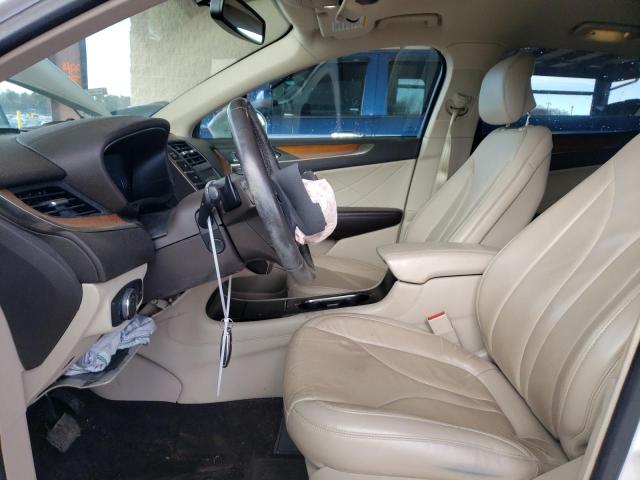 Photo 6 VIN: 5LMCJ2C91HUL21574 - LINCOLN MKC SELECT 