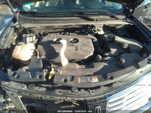 Photo 9 VIN: 5LMCJ2C92GUJ20541 - LINCOLN MKC 