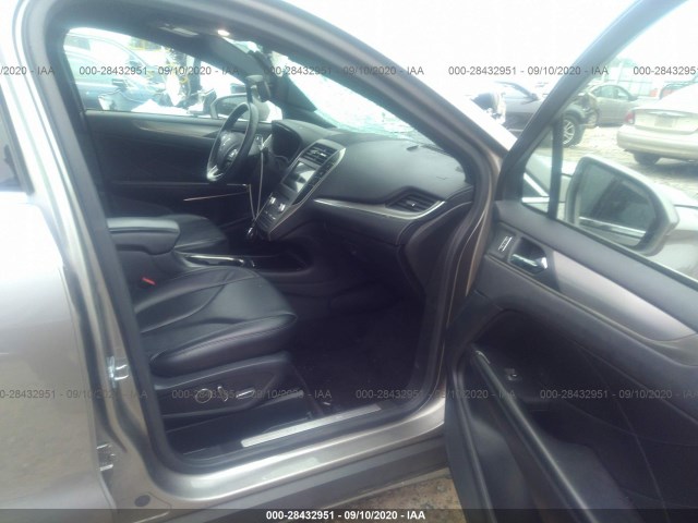 Photo 4 VIN: 5LMCJ2C92HUL50291 - LINCOLN MKC 