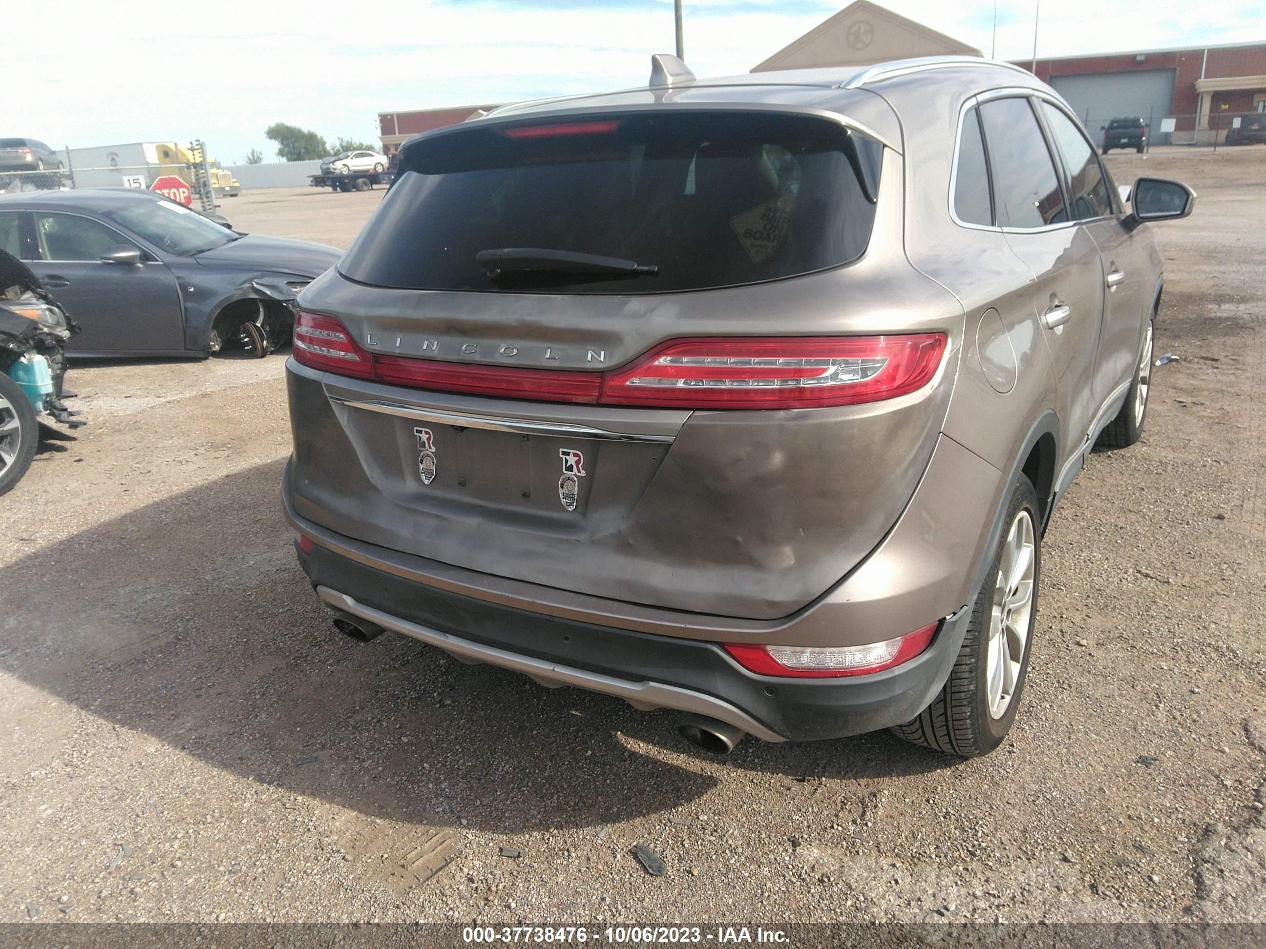 Photo 14 VIN: 5LMCJ2C93KUL42742 - LINCOLN MKC 