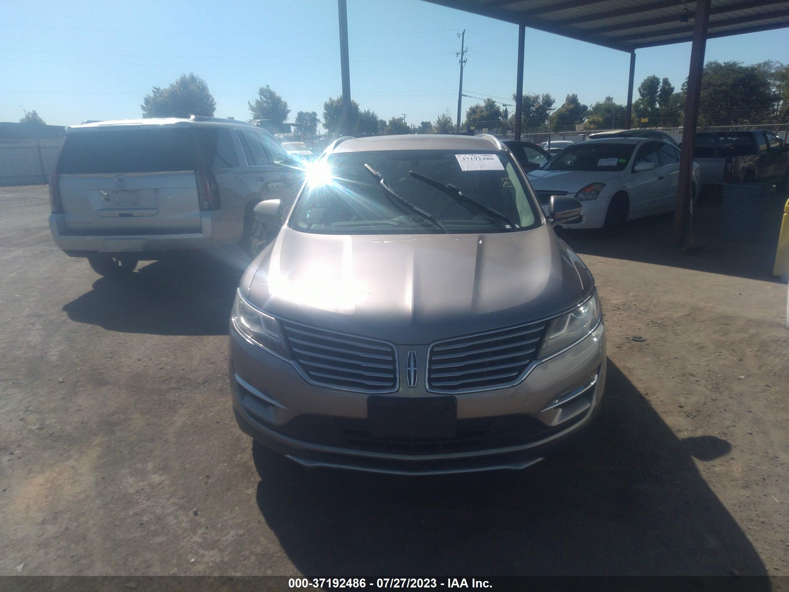 Photo 11 VIN: 5LMCJ2C94HUL16837 - LINCOLN MKC 