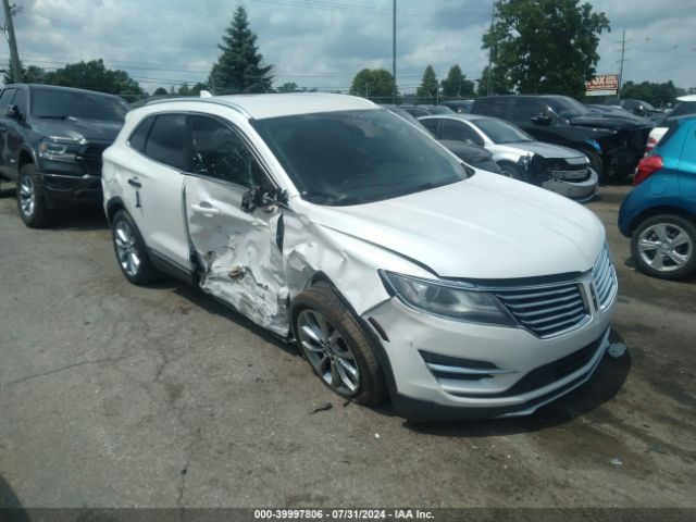 Photo 0 VIN: 5LMCJ2C94HUL34450 - LINCOLN MKC 