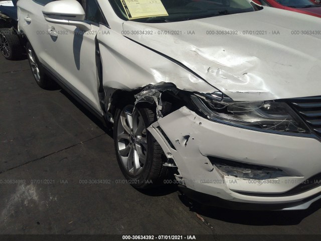 Photo 5 VIN: 5LMCJ2C95GUJ00056 - LINCOLN MKC 