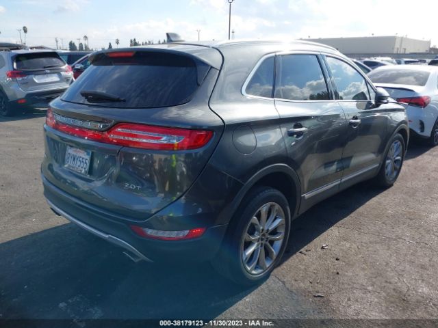 Photo 3 VIN: 5LMCJ2C95JUL12026 - LINCOLN MKC 