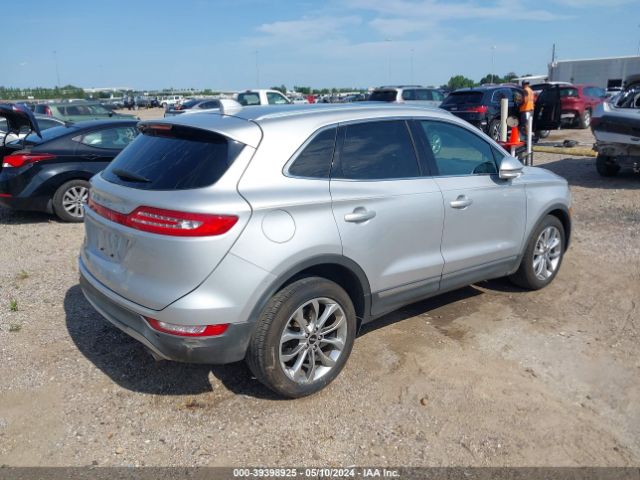 Photo 3 VIN: 5LMCJ2C95KUL00699 - LINCOLN MKC 