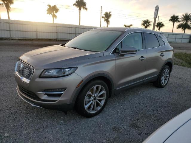 Photo 0 VIN: 5LMCJ2C96KUL16586 - LINCOLN MKC SELECT 