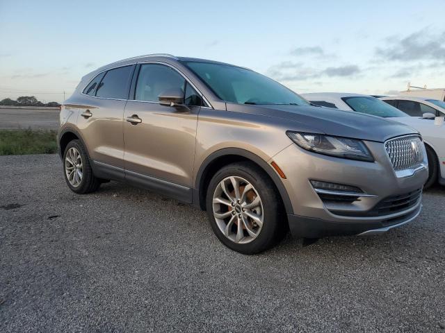 Photo 3 VIN: 5LMCJ2C96KUL16586 - LINCOLN MKC SELECT 