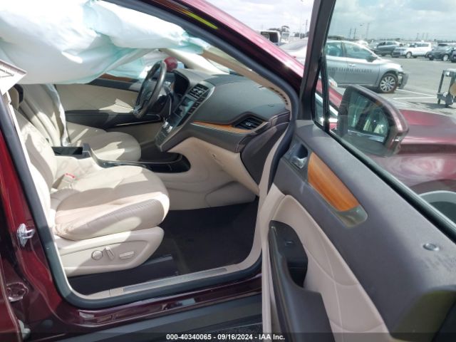 Photo 4 VIN: 5LMCJ2C96KUL17334 - LINCOLN MKC 