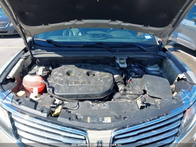 Photo 9 VIN: 5LMCJ2C97HUL50030 - LINCOLN MKC 