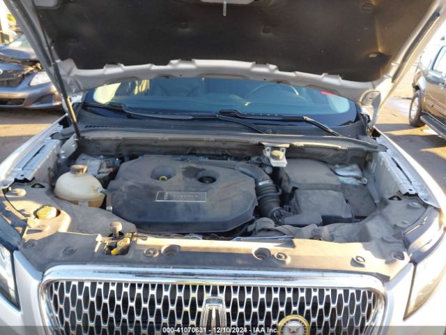 Photo 9 VIN: 5LMCJ2C97KUL30495 - LINCOLN MKC 