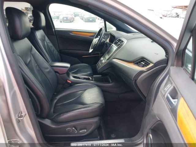 Photo 4 VIN: 5LMCJ2C99HUL33620 - LINCOLN MKC 